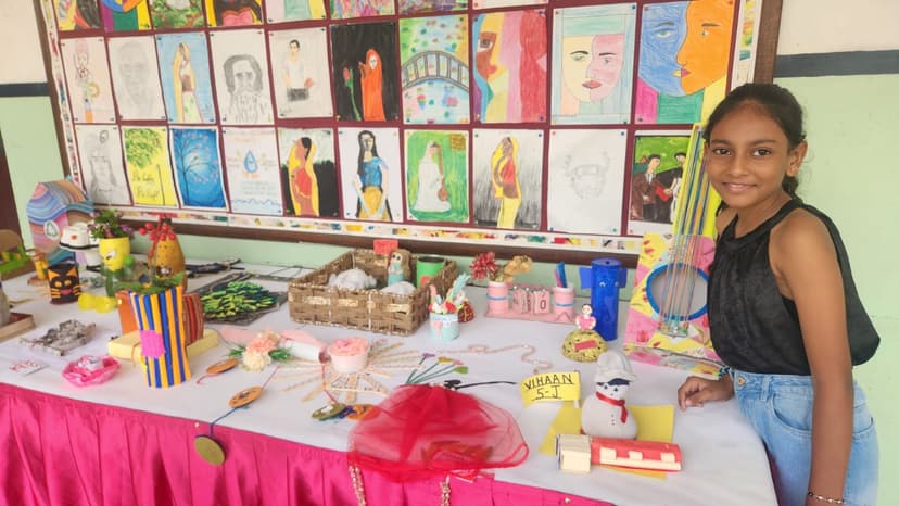 Khushi at her art exhibition display